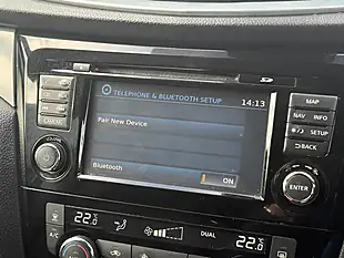 Used 2018 Nissan Qashqai N-Connecta Blue - Interior and Exterior details 16