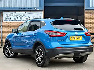 Used 2018 Nissan Qashqai N-Connecta Blue - Interior and Exterior details 3