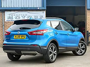 Used 2018 Nissan Qashqai N-Connecta Blue - Interior and Exterior details 4