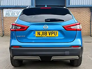 Used 2018 Nissan Qashqai N-Connecta Blue - Interior and Exterior details 8