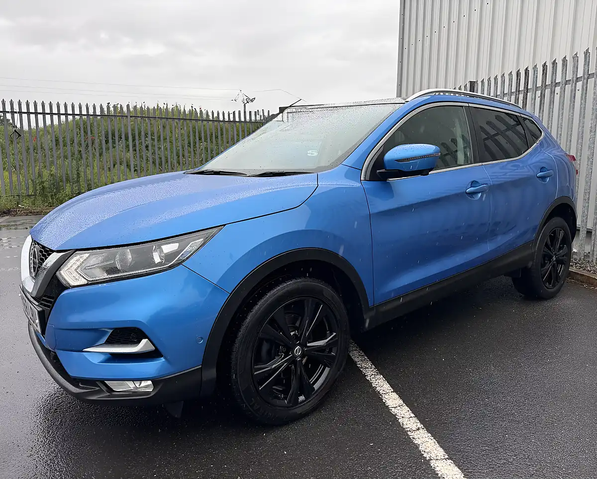 Used 2018 Nissan Qashqai N-Connecta Blue - Interior and Exterior details 2