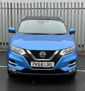 Used 2018 Nissan Qashqai N-Connecta Blue - Interior and Exterior details 3