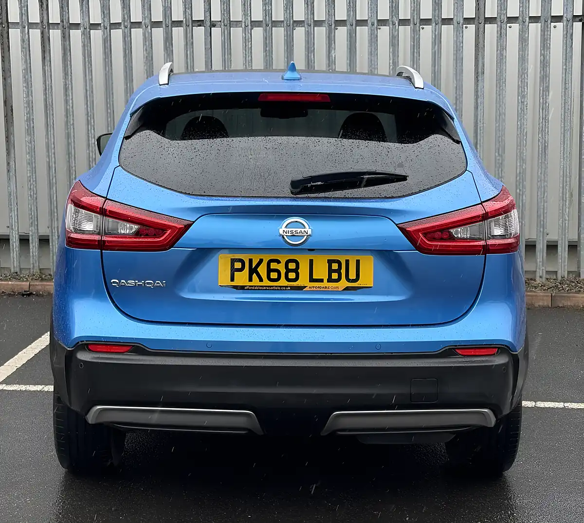 Used 2018 Nissan Qashqai N-Connecta Blue - Interior and Exterior details 6