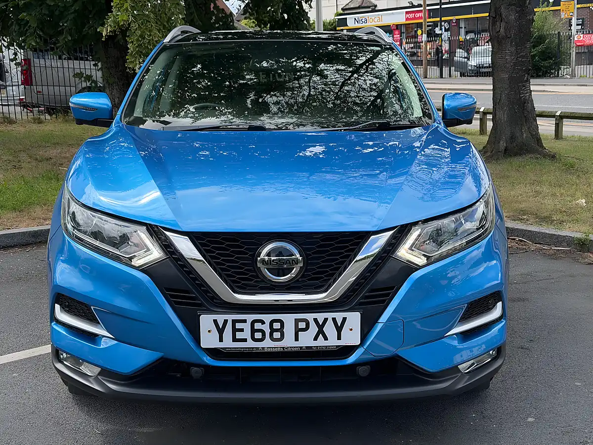 Used 2018 Nissan Qashqai N-Connecta Blue - Interior and Exterior details 2