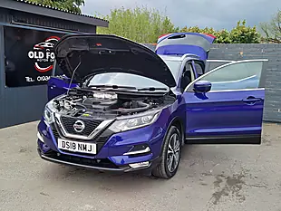Used 2018 Nissan Qashqai N-Connecta Blue - Interior and Exterior details 10