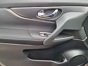 Used 2018 Nissan Qashqai N-Connecta Blue - Interior and Exterior details 16
