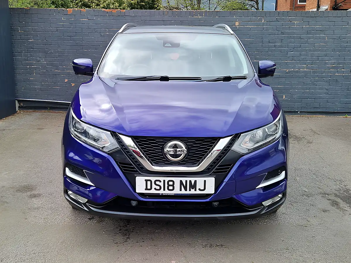 Used 2018 Nissan Qashqai N-Connecta Blue - Interior and Exterior details 4