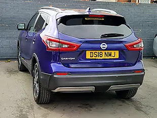 Used 2018 Nissan Qashqai N-Connecta Blue - Interior and Exterior details 8