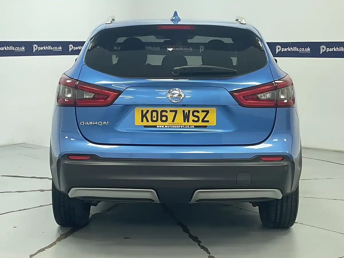 Used 2018 Nissan Qashqai N-Connecta Blue - Interior and Exterior details 10