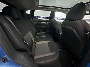 Used 2018 Nissan Qashqai N-Connecta Blue - Interior and Exterior details 14