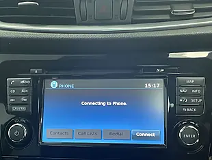 Used 2018 Nissan Qashqai N-Connecta Blue - Interior and Exterior details 17