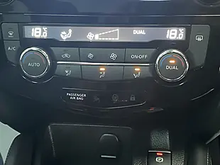 Used 2018 Nissan Qashqai N-Connecta Blue - Interior and Exterior details 18