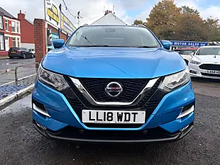 Used 2018 Nissan Qashqai N-Connecta Blue - Interior and Exterior details 2