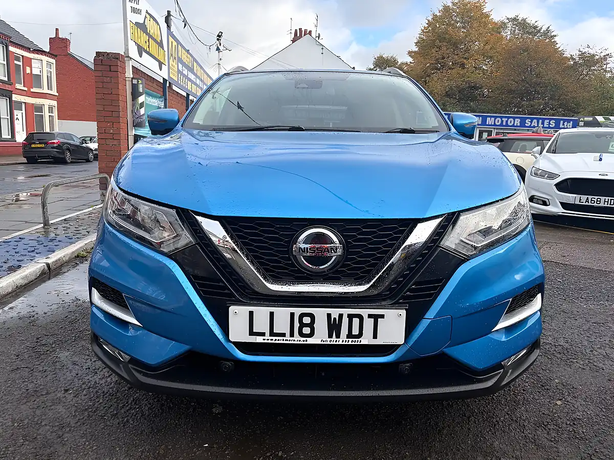 Used 2018 Nissan Qashqai N-Connecta Blue - Interior and Exterior details 2