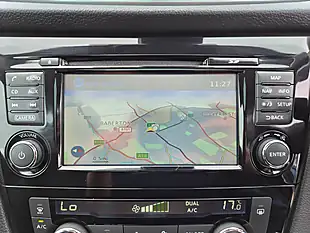 Used 2018 Nissan Qashqai N-Connecta Blue - Interior and Exterior details 13