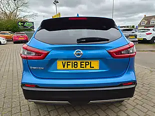 Used 2018 Nissan Qashqai N-Connecta Blue - Interior and Exterior details 5