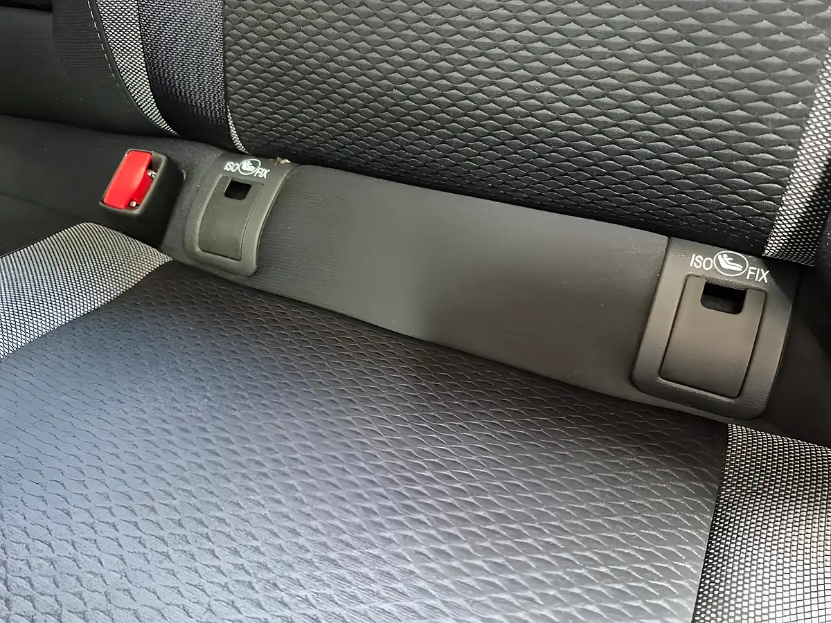 Used 2018 Nissan Qashqai N-Connecta Blue - Interior and Exterior details 20