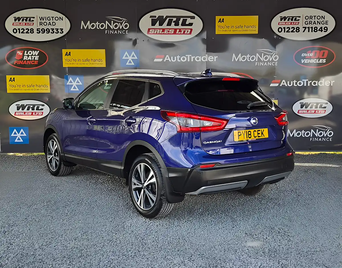 Used 2018 Nissan Qashqai N-Connecta Blue - Interior and Exterior details 3