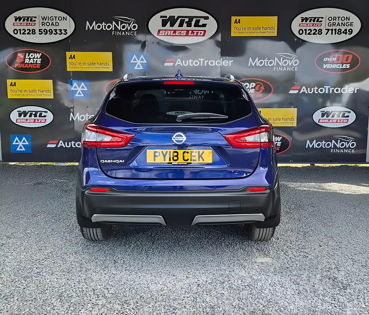 Used 2018 Nissan Qashqai N-Connecta Blue - Interior and Exterior details 7