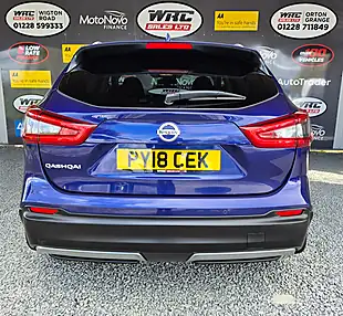 Used 2018 Nissan Qashqai N-Connecta Blue - Interior and Exterior details 8