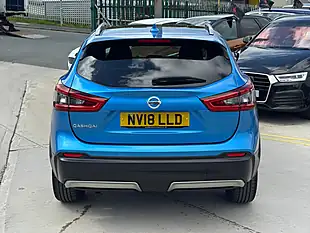 Used 2018 Nissan Qashqai N-Connecta Blue - Interior and Exterior details 9