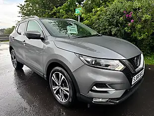 Used 2018 Nissan Qashqai N-Connecta Grey - Interior and Exterior details 11