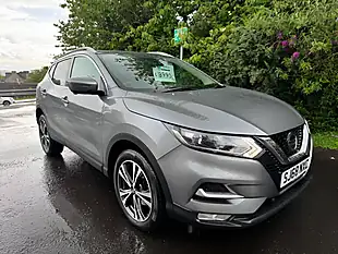Used 2018 Nissan Qashqai N-Connecta Grey - Interior and Exterior details 3