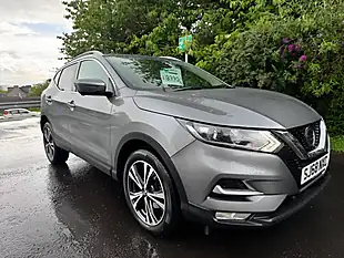 Used 2018 Nissan Qashqai N-Connecta Grey - Interior and Exterior details 4
