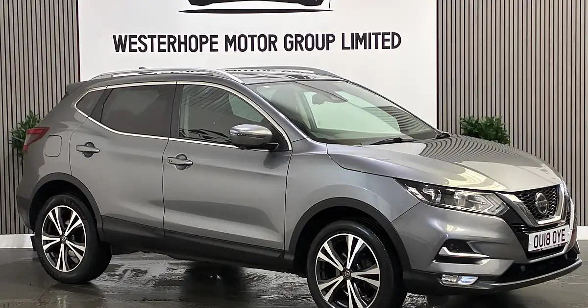 Used 2018 Nissan Qashqai N-Connecta Grey - Front View