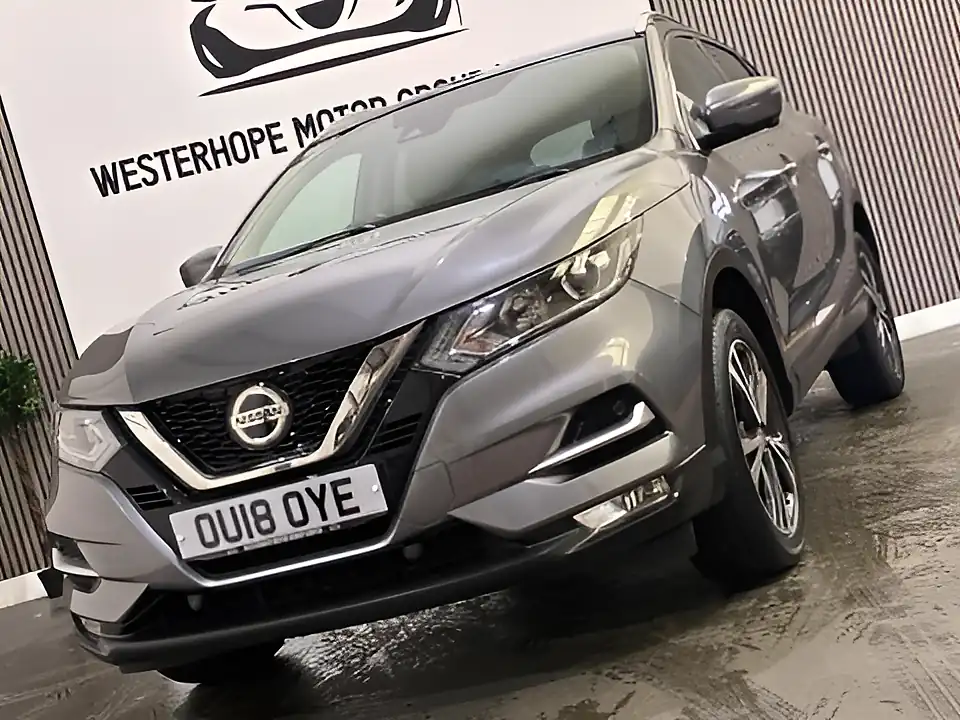 Used 2018 Nissan Qashqai N-Connecta Grey - Interior and Exterior details 6