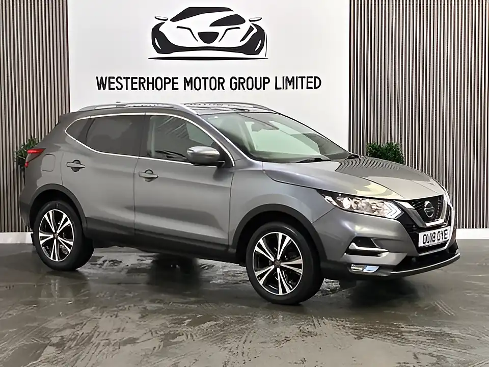 Used 2018 Nissan Qashqai N-Connecta Grey - Interior and Exterior details 8