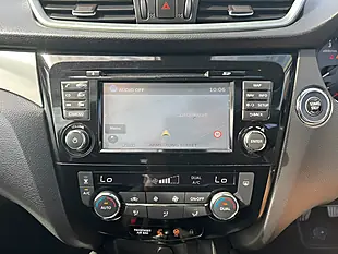 Used 2018 Nissan Qashqai N-Connecta Grey - Interior and Exterior details 15