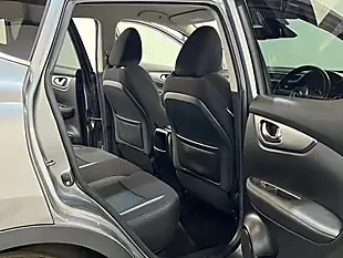 Used 2018 Nissan Qashqai N-Connecta Grey - Interior and Exterior details 14