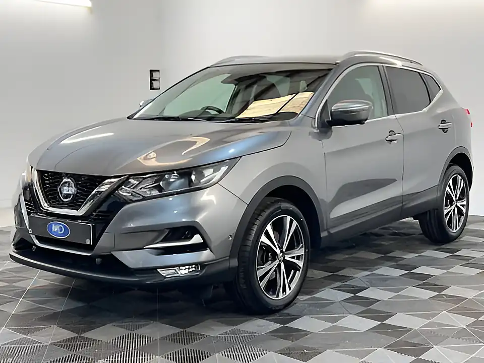 Used 2018 Nissan Qashqai N-Connecta Grey - Interior and Exterior details 8
