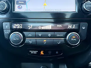 Used 2018 Nissan Qashqai N-Connecta Red - Interior and Exterior details 14