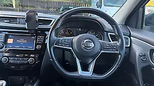 Used 2018 Nissan Qashqai N-Connecta Silver - Interior and Exterior details 11