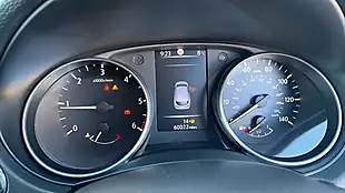 Used 2018 Nissan Qashqai N-Connecta Silver - Interior and Exterior details 12