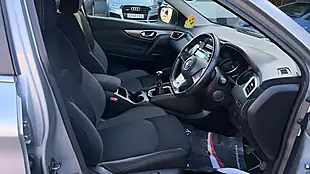 Used 2018 Nissan Qashqai N-Connecta Silver - Interior and Exterior details 13