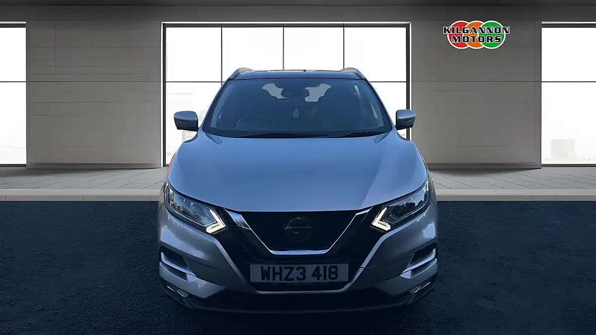 Used 2018 Nissan Qashqai N-Connecta Silver - Interior and Exterior details 4