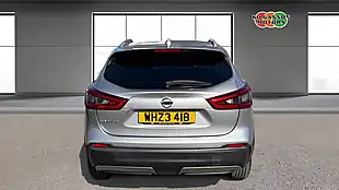 Used 2018 Nissan Qashqai N-Connecta Silver - Interior and Exterior details 5