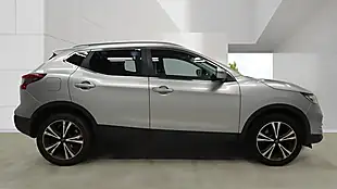 Used 2018 Nissan Qashqai N-Connecta Silver - Interior and Exterior details 11