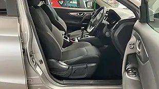Used 2018 Nissan Qashqai N-Connecta Silver - Interior and Exterior details 16