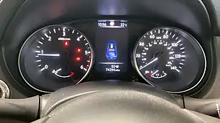 Used 2018 Nissan Qashqai N-Connecta Silver - Interior and Exterior details 17