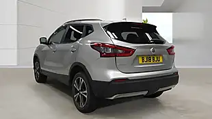 Used 2018 Nissan Qashqai N-Connecta Silver - Interior and Exterior details 9