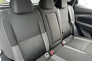 Used 2018 Nissan Qashqai N-Connecta Silver - Interior and Exterior details 15