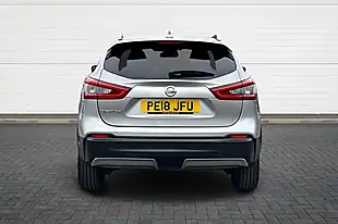 Used 2018 Nissan Qashqai N-Connecta Silver - Interior and Exterior details 4