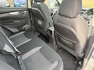 Used 2018 Nissan Qashqai N-Connecta Silver - Interior and Exterior details 12