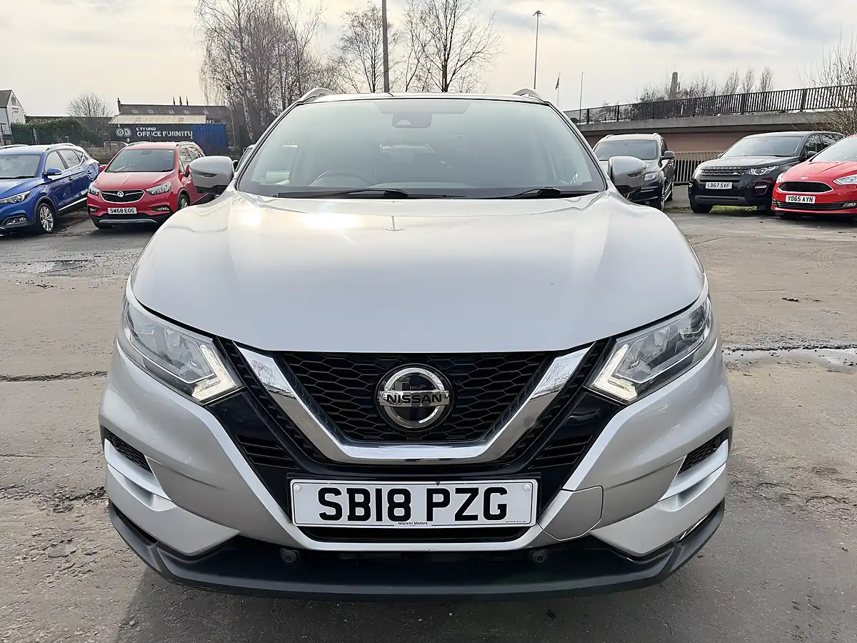 Used 2018 Nissan Qashqai N-Connecta Silver - Interior and Exterior details 3