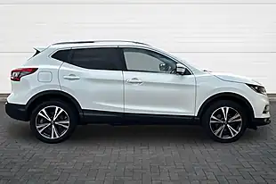 Used 2018 Nissan Qashqai N-Connecta Storm White - Interior and Exterior details 2