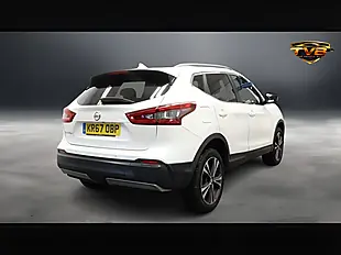 Used 2018 Nissan Qashqai N-Connecta Storm White - Interior and Exterior details 3